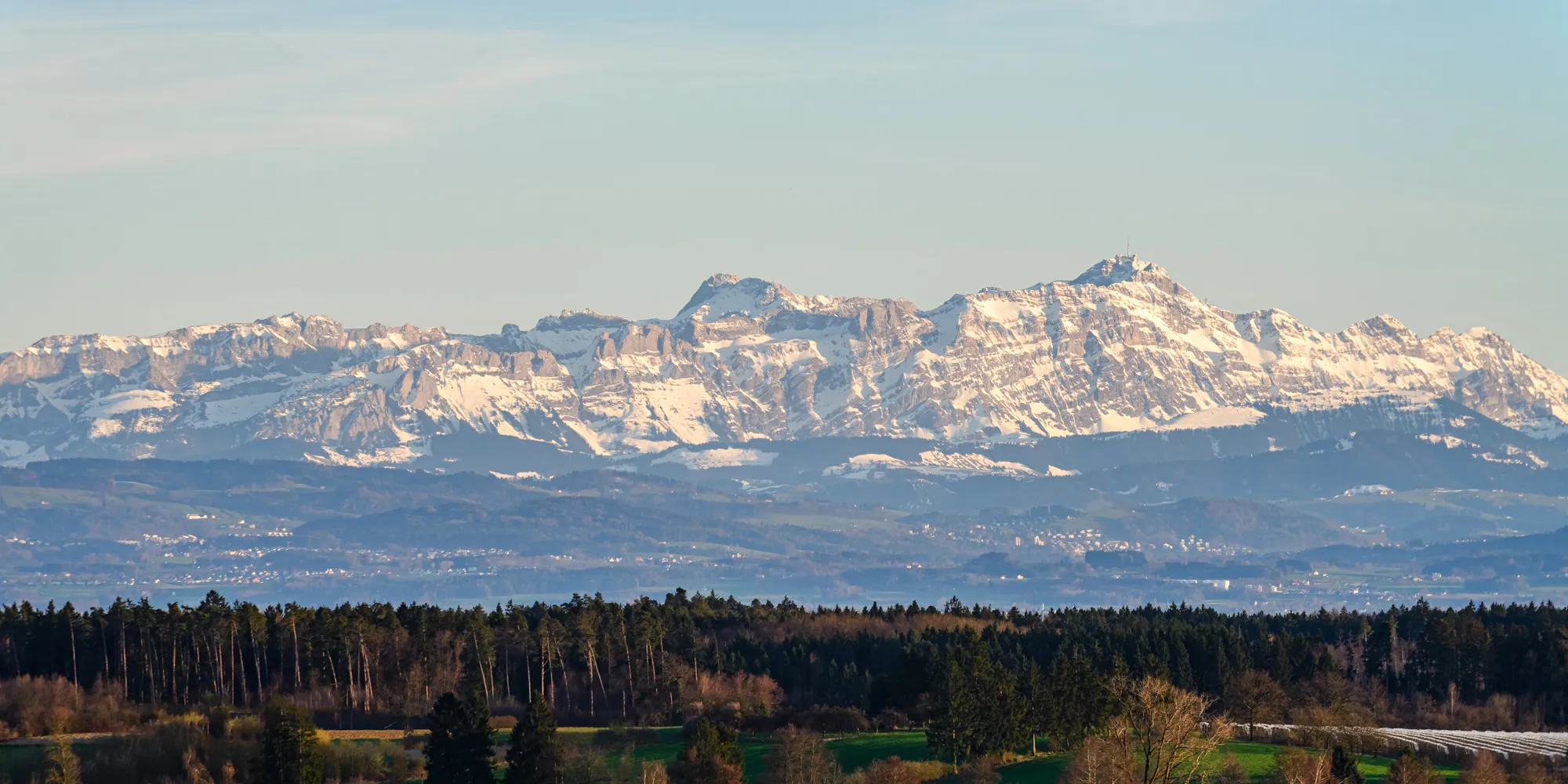 Schneebedecktes Säntis-Massiv der Alpen